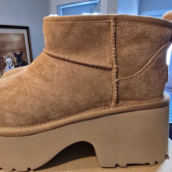 UGG Classic Ultra Mini New Heights Chestnut Suede Boot 1158311 Women's Size 9 - Picture 1 of 10